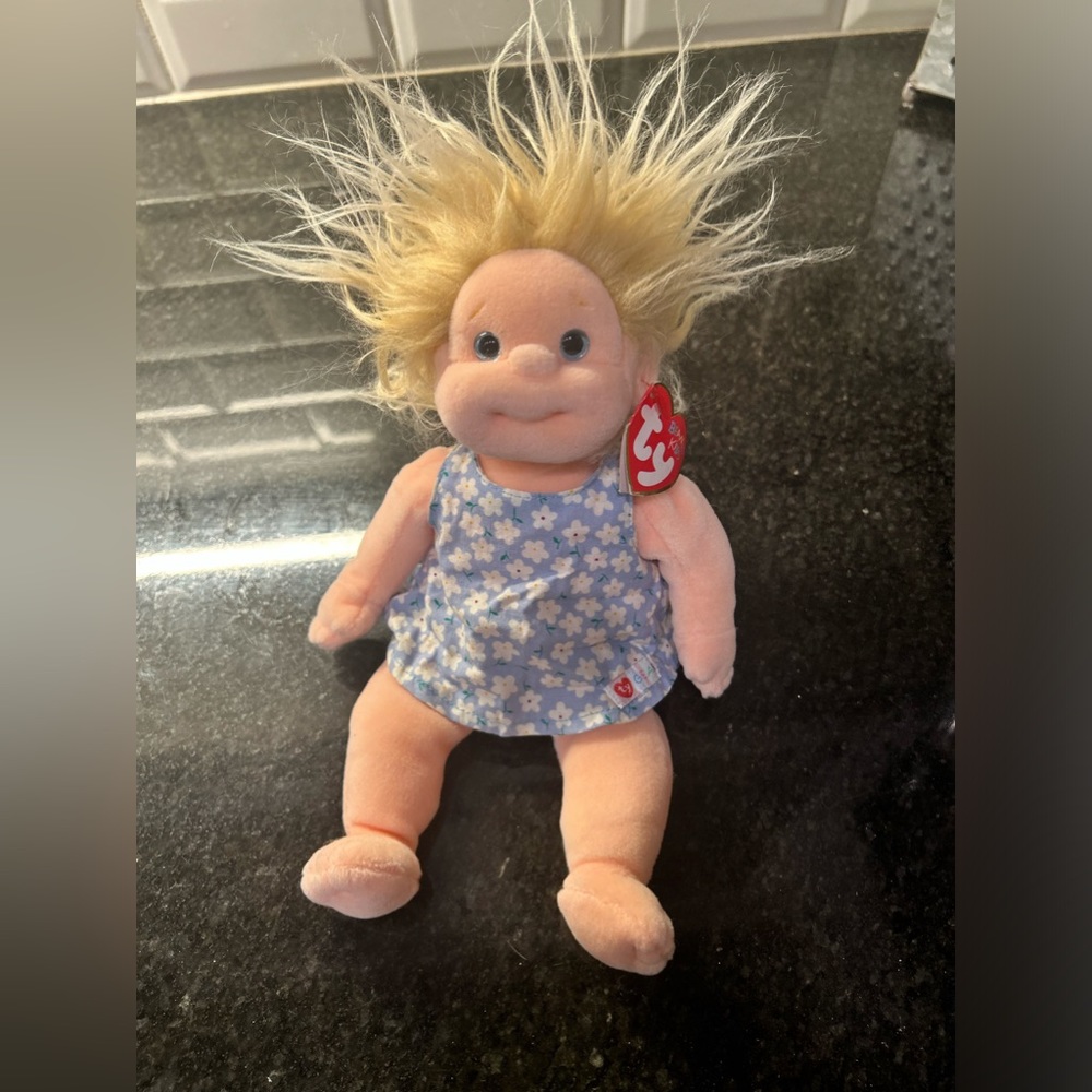 Angel Beanie Kids Beanie Baby with original clothing and tag! March 29, 1994